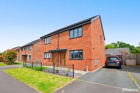 2 bedroom semi-detached house for sale, Castlefields Avenue East, Runcorn