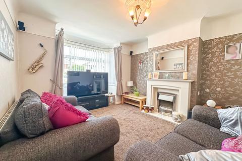 3 bedroom semi-detached house for sale, Thingwall Drive, Wirral, CH61
