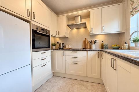 1 bedroom flat for sale, Bosmere Court, The Causeway, Needham Market IP6