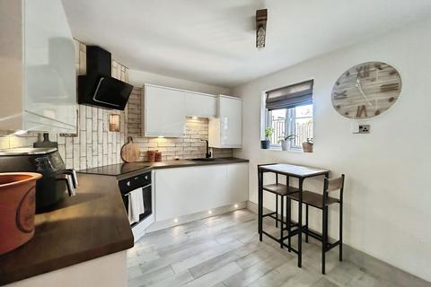 2 bedroom flat for sale, Cae Glas, Pencoed, CF35