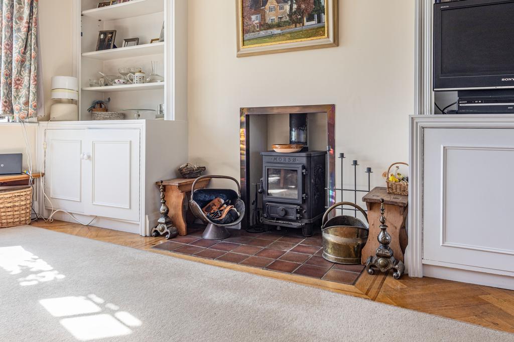 Living room, fireplace