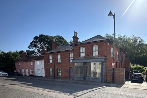 5 bedroom townhouse for sale, South Entrance, Saxmundham, Suffolk
