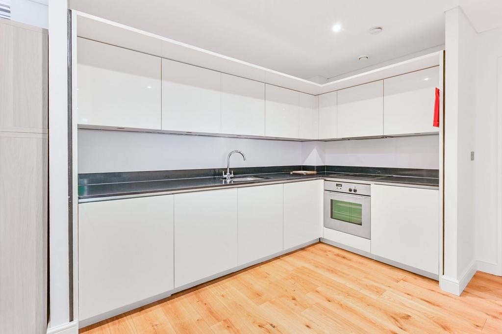 Apartment in London - More