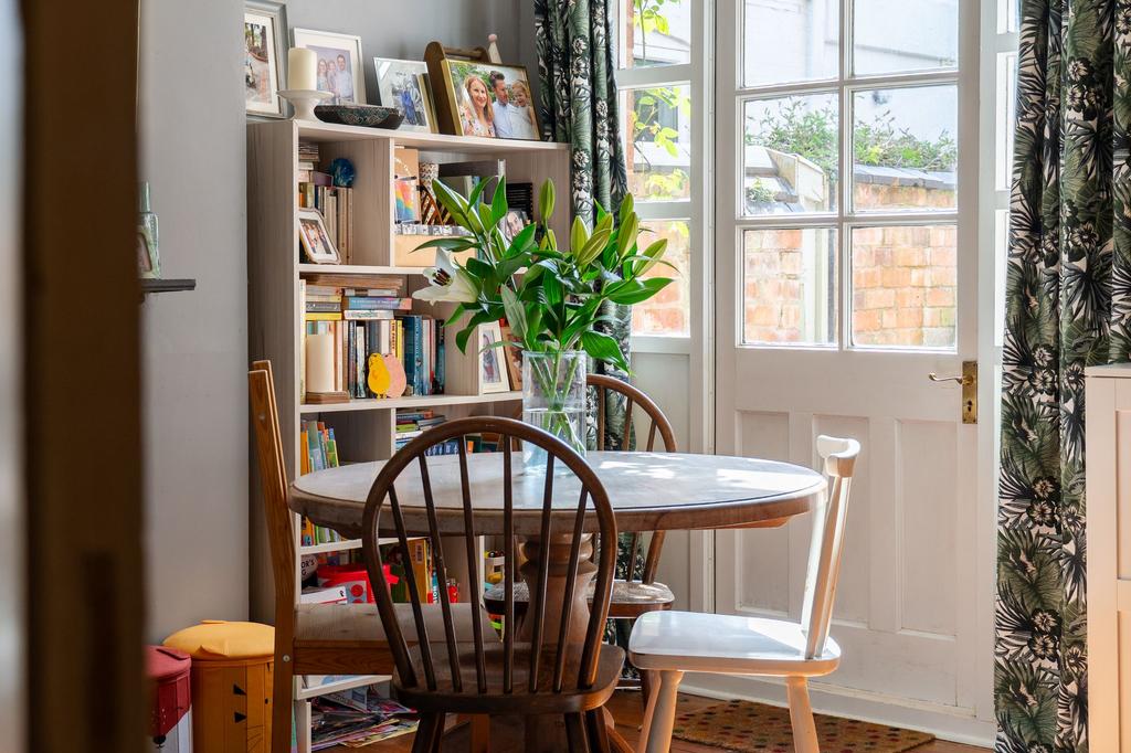 House in Leicester, Knighton - View 4