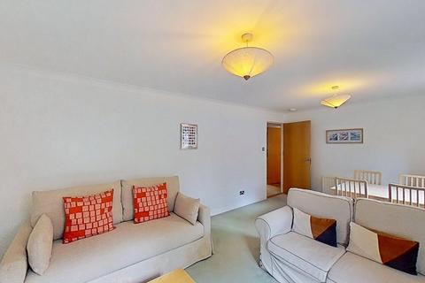 2 bedroom flat to rent, Powderhall Rigg, Edinburgh, EH7