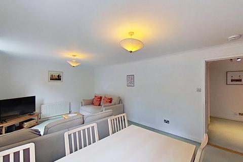 2 bedroom flat to rent, Powderhall Rigg, Edinburgh, EH7