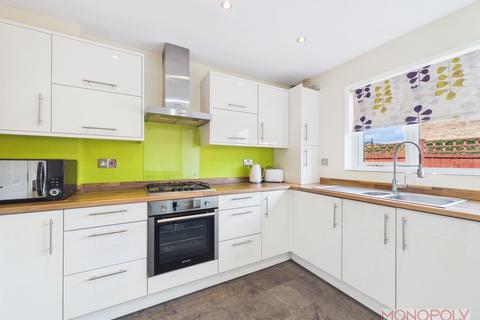 2 bedroom detached bungalow for sale, Llwyn Onn Park, Wrexham, LL13