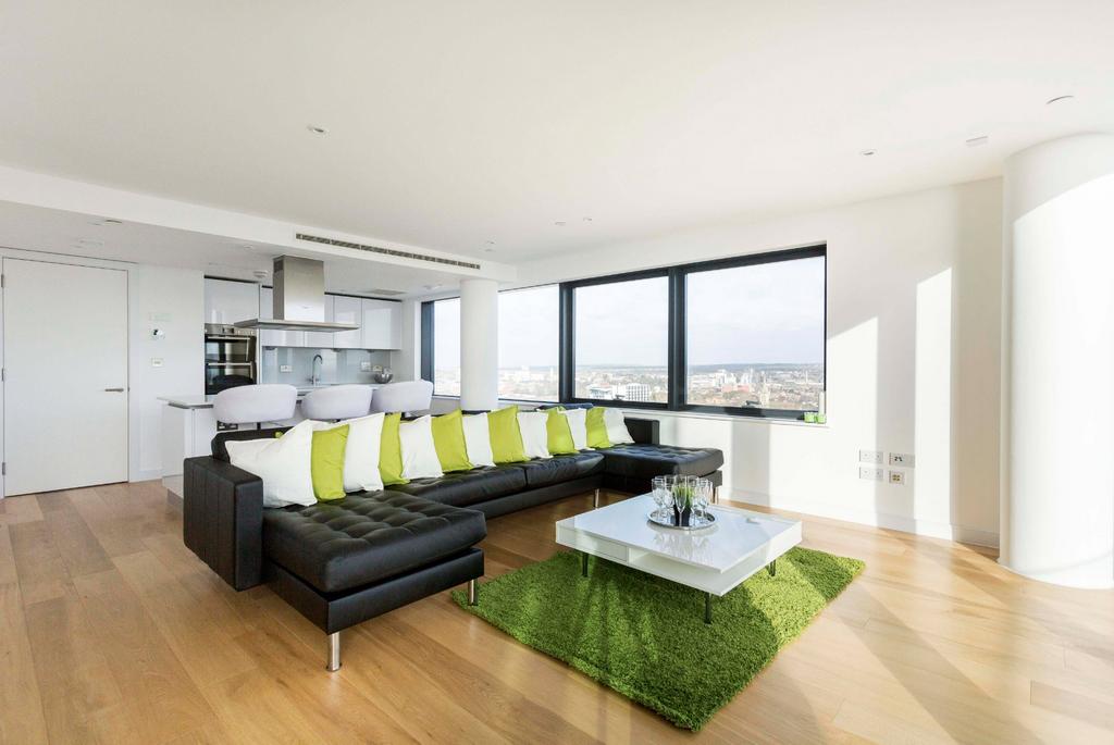 Apartment in Southampton, Ocean Village - View 2