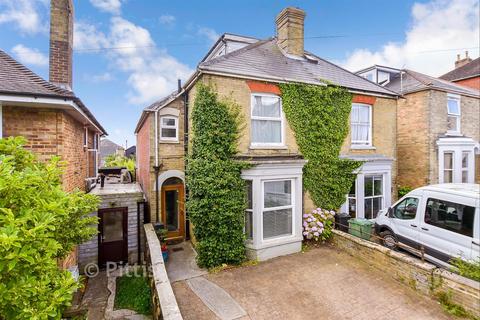 4 bedroom semi-detached house for sale, Mill Hill Road, Cowes PO31