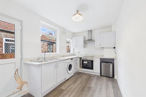 3 bedroom terraced house for sale, Featherstone Lane, Pontefract WF7