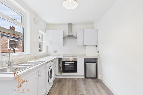 3 bedroom terraced house for sale, Featherstone Lane, Pontefract WF7
