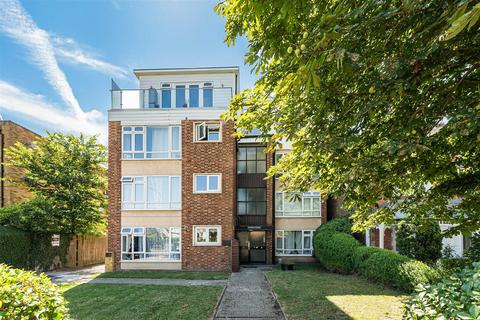 Studio for sale, Kendal  Court, North Chingford