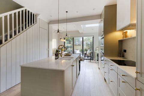 3 bedroom house for sale, Priory Road, London, W4