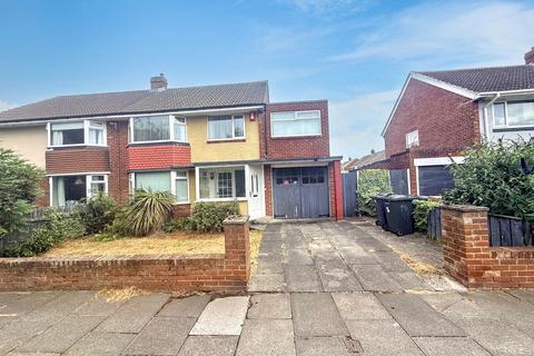 4 bedroom semi-detached house for sale, Embleton Crescent, North Shields, Tyne and Wear, NE29 8BW