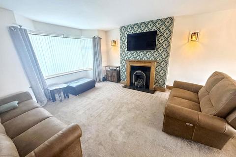4 bedroom semi-detached house for sale, Embleton Crescent, North Shields, Tyne and Wear, NE29 8BW