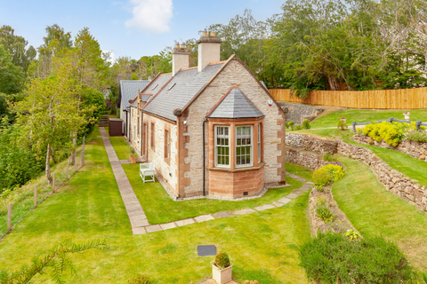 4 bedroom detached bungalow for sale, Dreghorn Loan, Edinburgh EH13