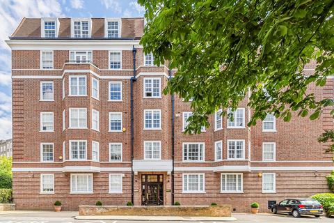 3 bedroom flat for sale, Garden Road, London NW8