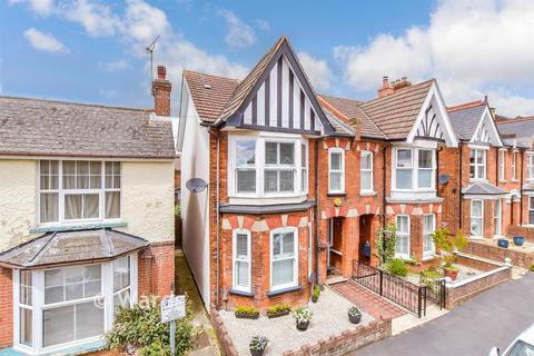 3 bedroom semi-detached house for sale, Western Avenue, Ashford TN23