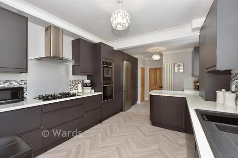 3 bedroom semi-detached house for sale, Western Avenue, Ashford TN23
