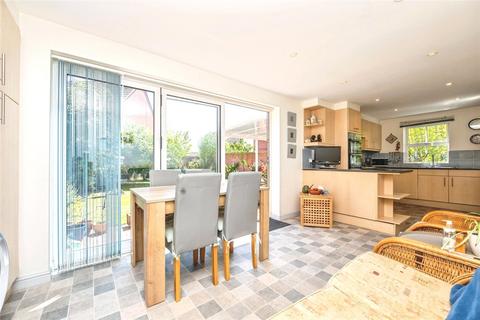 4 bedroom detached house for sale, Rogers Way, Warwick, Warwickshire, CV34