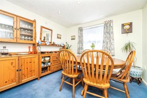 4 bedroom detached house for sale, Rogers Way, Warwick, Warwickshire, CV34