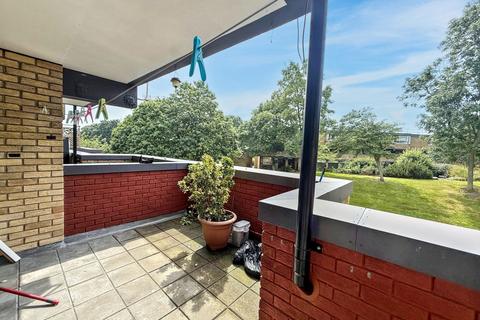 2 bedroom apartment for sale, Clarewood Court, Arthurs Hill, Newcastle upon Tyne, Tyne and Wear, NE4 5HG