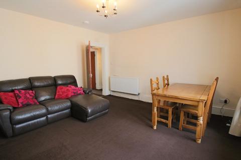 2 bedroom flat to rent, Sibbald Street, East End, Dundee, DD3