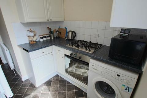 2 bedroom flat to rent, Sibbald Street, East End, Dundee, DD3