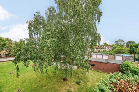 2 bedroom flat for sale, Burnt Ash Hill, London