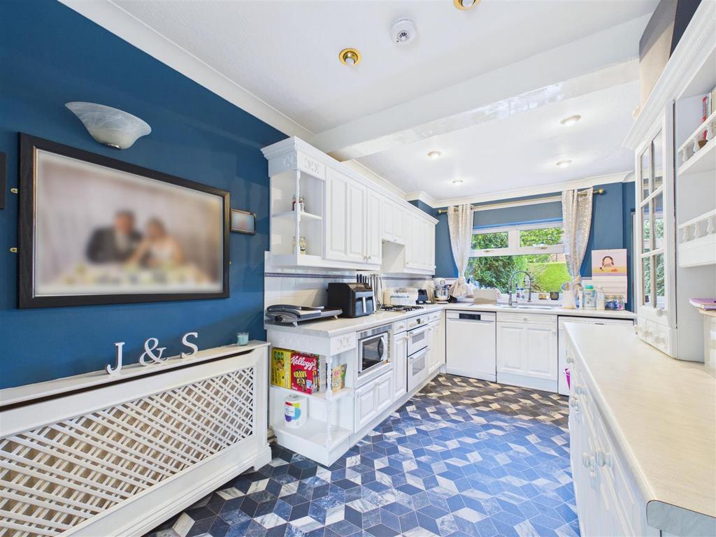 House in Sheffield, Lowedges, Bradway - View 2