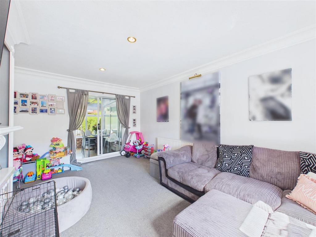 House in Sheffield, Lowedges, Bradway - More