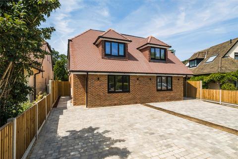 3 bedroom semi-detached house for sale, Wyvern Close, Orpington