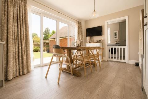 4 bedroom detached house for sale, Hensby Avenue, Buntingford