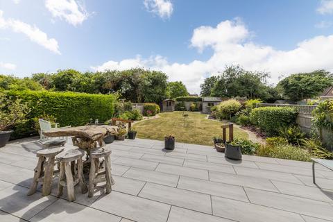 4 bedroom chalet for sale, Home Close, Abingdon OX13