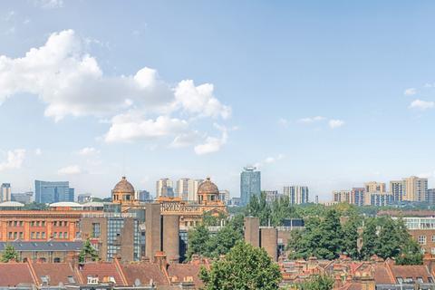 Studio for sale, Lampeter Square, Hammersmith & Fulham, London, W6