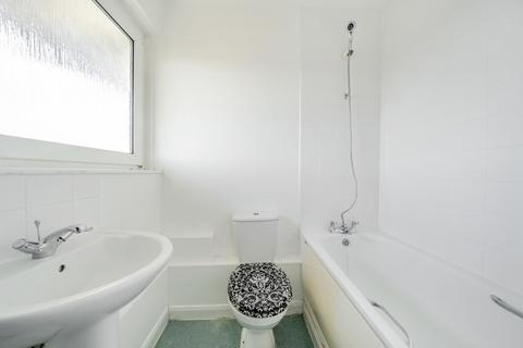 Studio for sale, Lampeter Square, Hammersmith & Fulham, London, W6