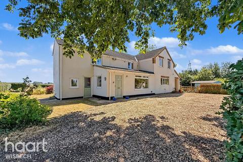 5 bedroom detached house for sale, Mill Lane, Newton-in-the-Isle