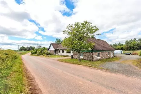 4 bedroom bungalow for sale