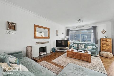 4 bedroom detached house for sale, Percy Avenue, Broadstairs