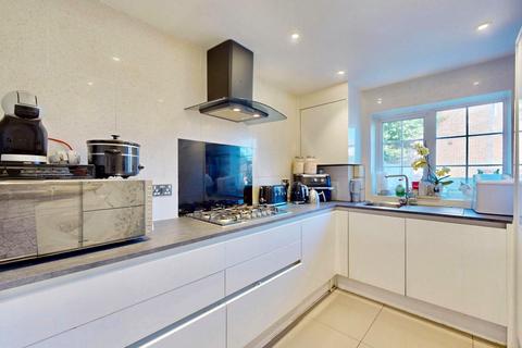 3 bedroom terraced house for sale, Dockhill Avenue, London, SE16
