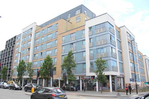 London Road, Croydon, CR0