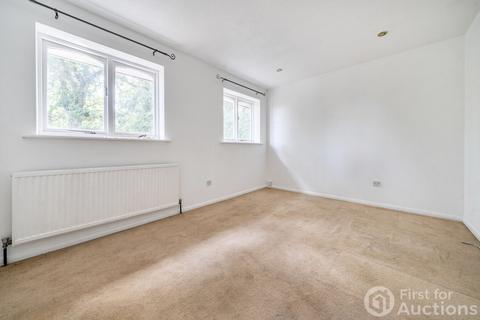 undefined, Tamworth, Bracknell