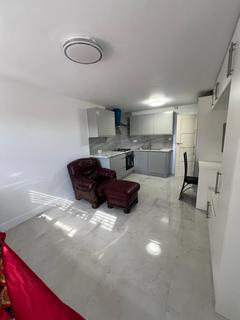 1 bedroom flat to rent, Ilford, IG1