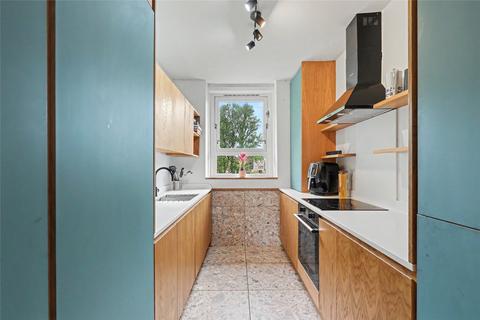 undefined, 2/L, 250 Nether Auldhouse Road, Glasgow, Glasgow City, G43