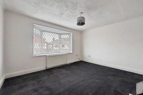 2 bedroom flat for sale, Glasgow Road, Jarrow