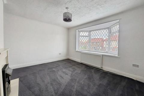 2 bedroom flat for sale, Glasgow Road, Jarrow