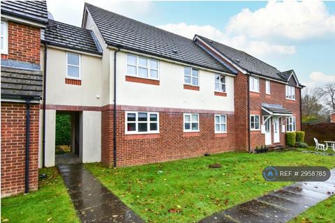 2 bedroom maisonette to rent, Derwent Close, Amersham, HP7
