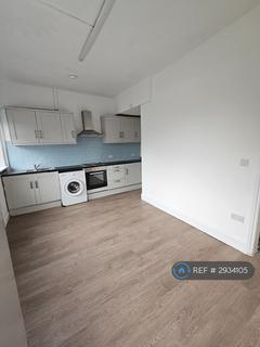 2 bedroom terraced house to rent, Wigan Road, Leigh, WN7