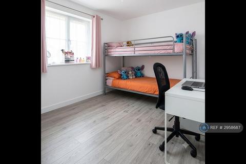 2 bedroom end of terrace house to rent, Fortescue Road, Edgware, HA8