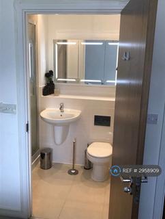 2 bedroom flat to rent, Sandy House, Barking, IG11